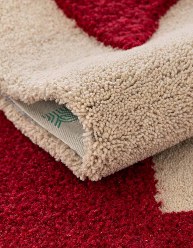 Detail image of  2' x 6' 1 Handtufted Wool Runner Rug