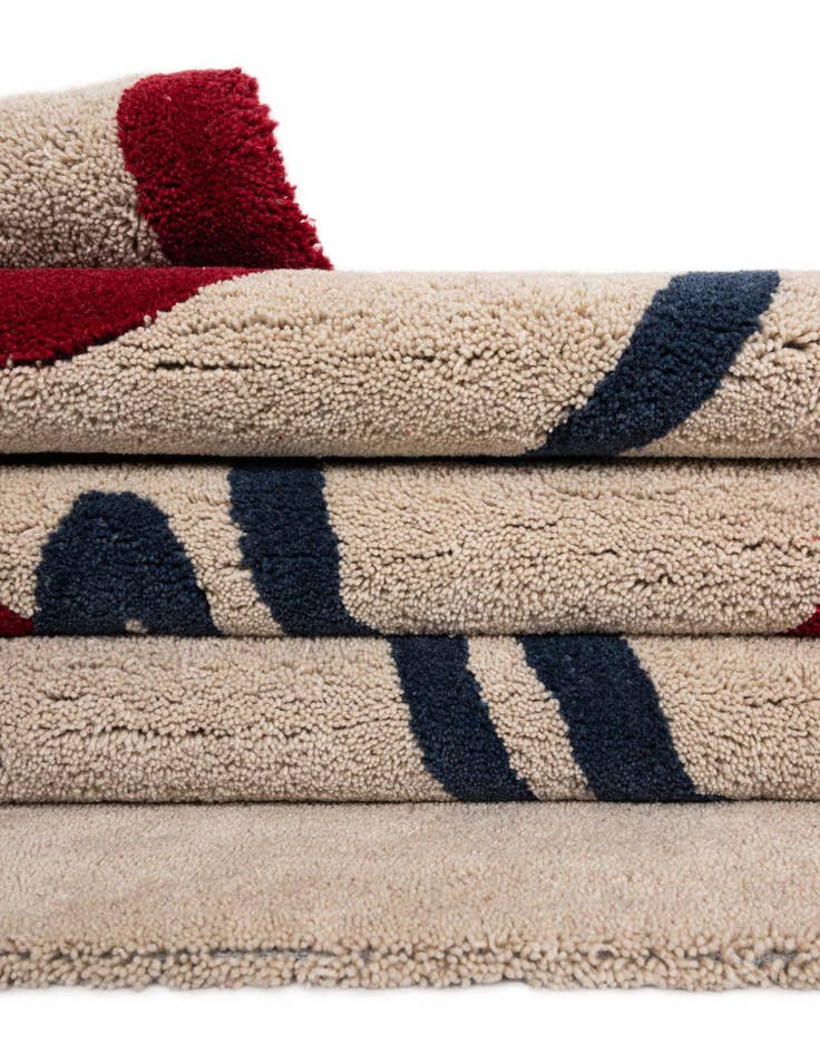 Detail image of  2' x 5' 1 Handtufted Wool Runner Rug