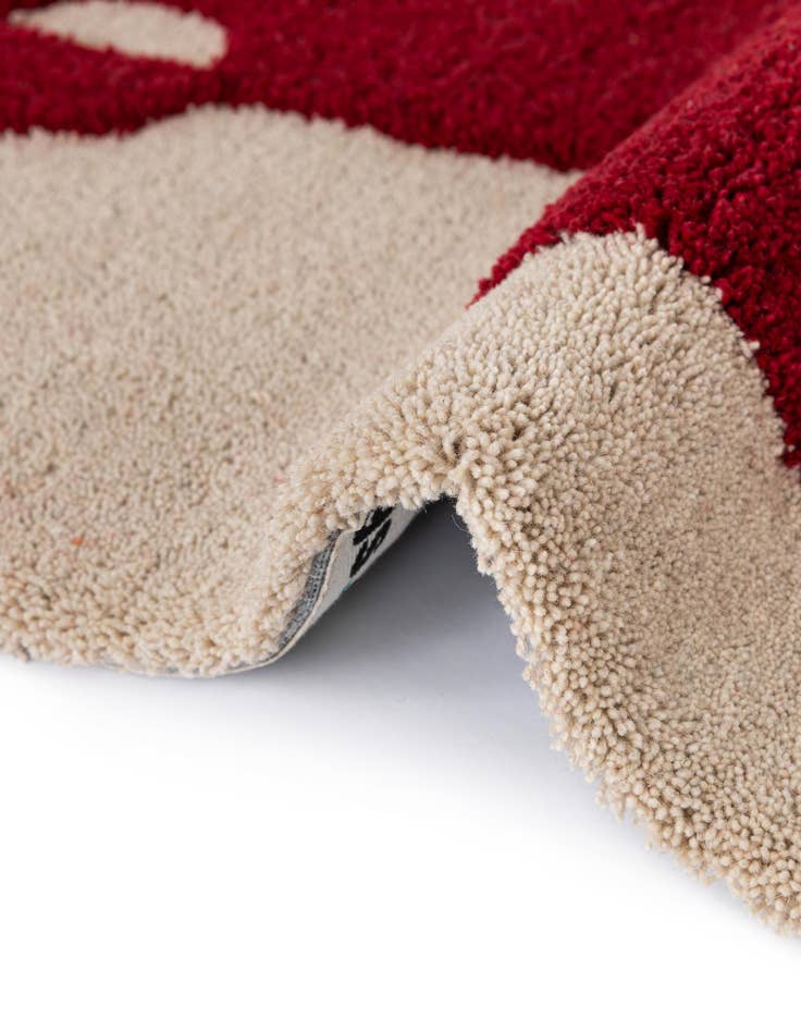 Detail image of  4' 1 x 4' 1 Handtufted Wool Square Rug