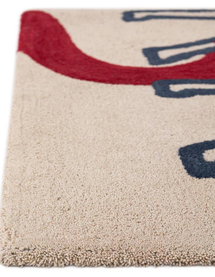 Detail image of  5' 1 x 5' 1 Handtufted Wool Square Rug