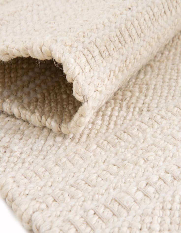 Detail image of  10' x 10'  Hand Woven Lariat Square Rug