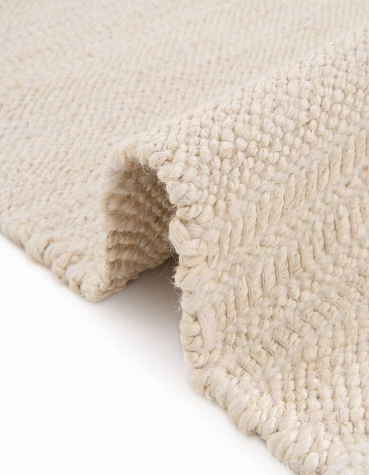 Detail image of  10' x 10'  Hand Woven Lariat Square Rug