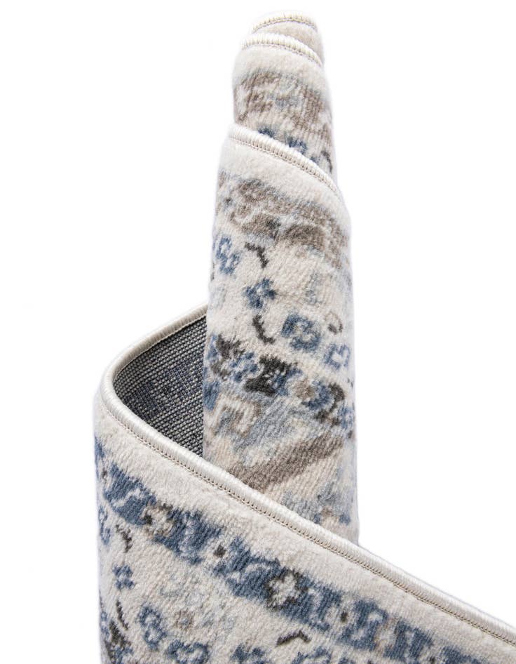 Detail image of  5' 3 x 5' 3 Charlotte Square Rug