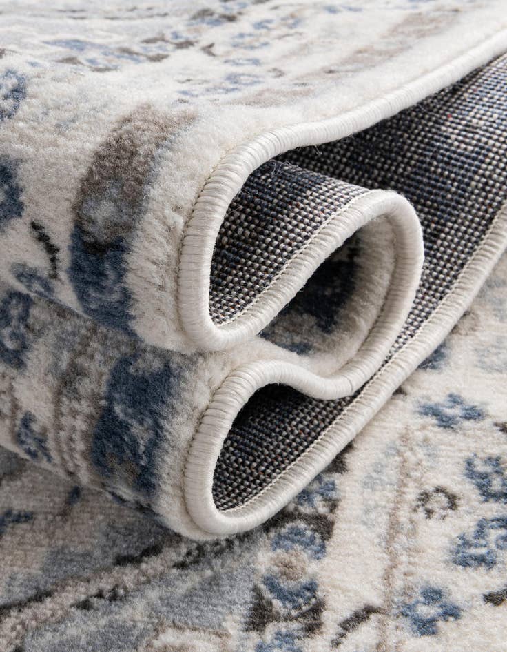 Detail image of  5' 3 x 5' 3 Charlotte Square Rug