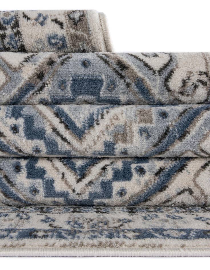 Detail image of  5' 3 x 5' 3 Charlotte Square Rug