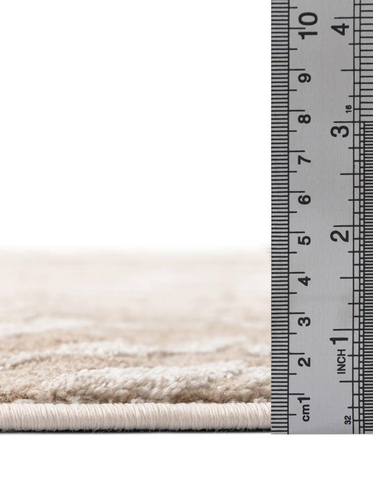 Detail image of  7' 10 x 7' 10 Finsbury Round Rug