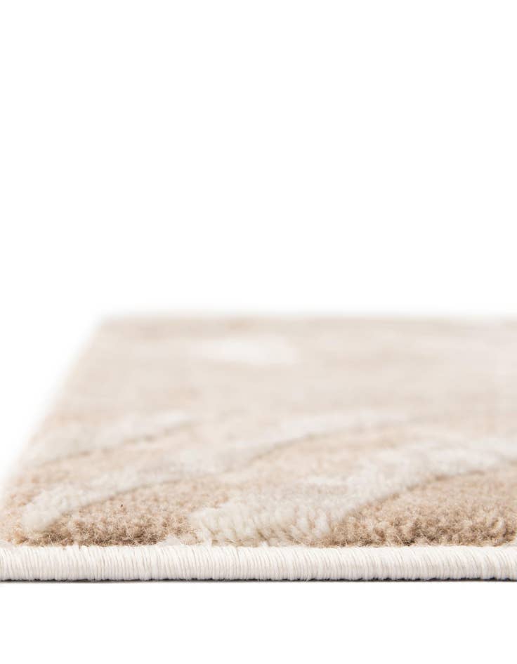 Detail image of  5' 3 x 5' 3 Finsbury Square Rug