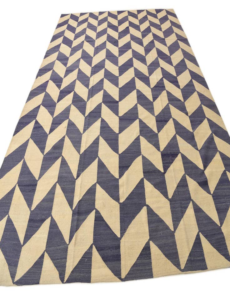 Detail image of  10' 5 x 13'  Hand Woven Kilim Modern Wool Rug