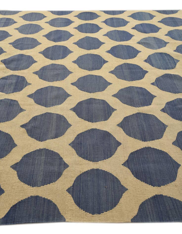 Detail image of  8' 5 x 9' 9  Hand Woven Kilim Modern Wool Rug