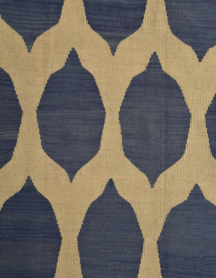 Detail image of  8' 5 x 9' 9  Hand Woven Kilim Modern Wool Rug