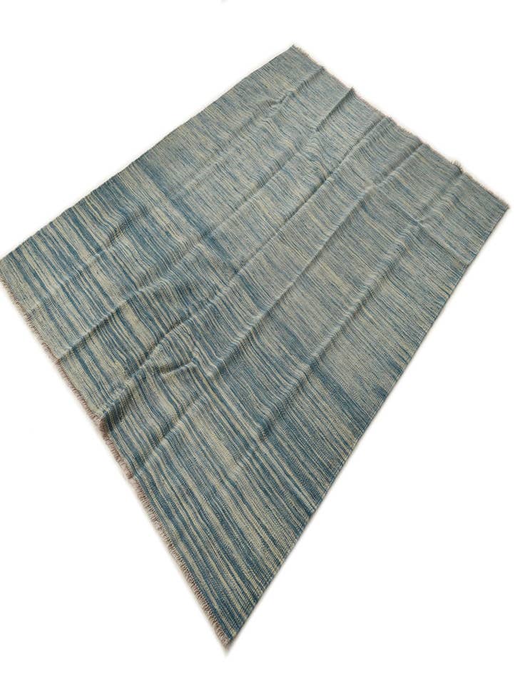 Detail image of  4' 9 x 6' 5  Hand Woven Kilim Modern Wool Rug