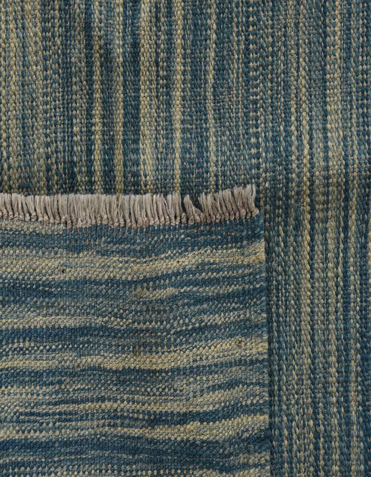 Detail image of  4' 9 x 6' 5  Hand Woven Kilim Modern Wool Rug