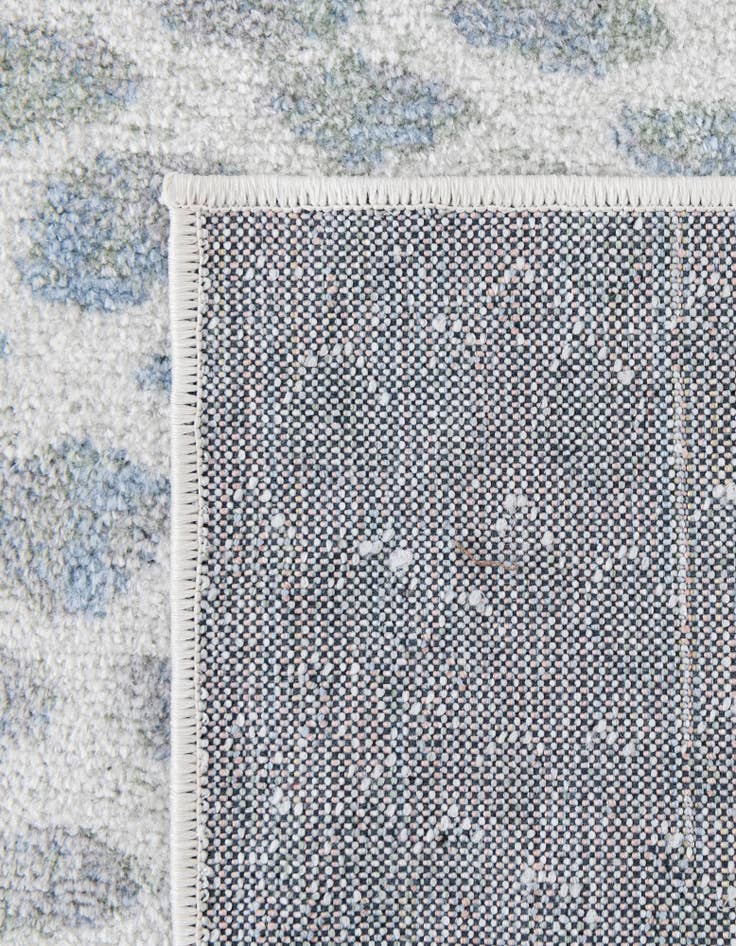 Detail image of  2' x 4' Kamala Washable Runner Rug