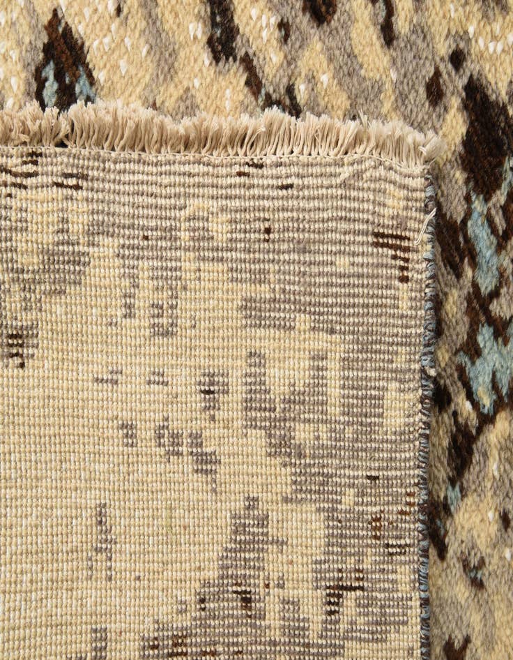 Detail image of  8' x 10' 2  Hand Knotted Darya Wool Rug