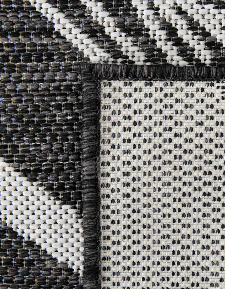 Detail image of  2' x 6'  Washable Botanical Indoor / Outdoor Runner Rug