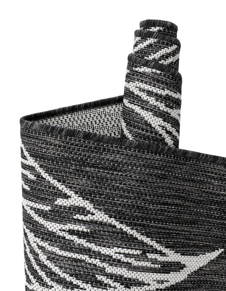 Detail image of  2' x 6'  Washable Botanical Indoor / Outdoor Runner Rug