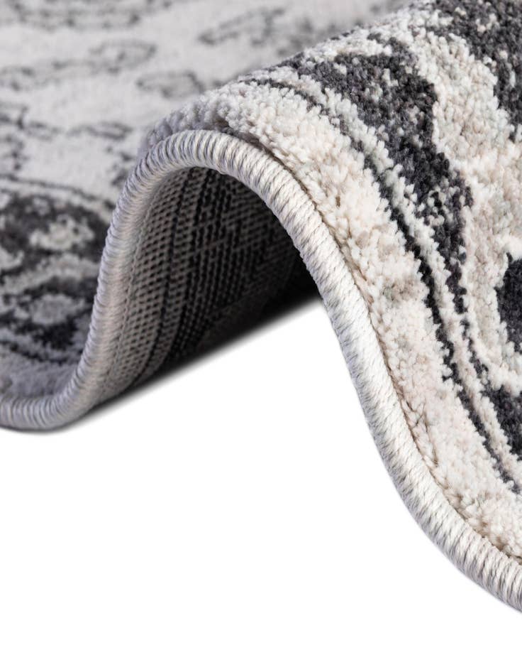 Detail image of  7' x 7' Eco Traditional Round Rug