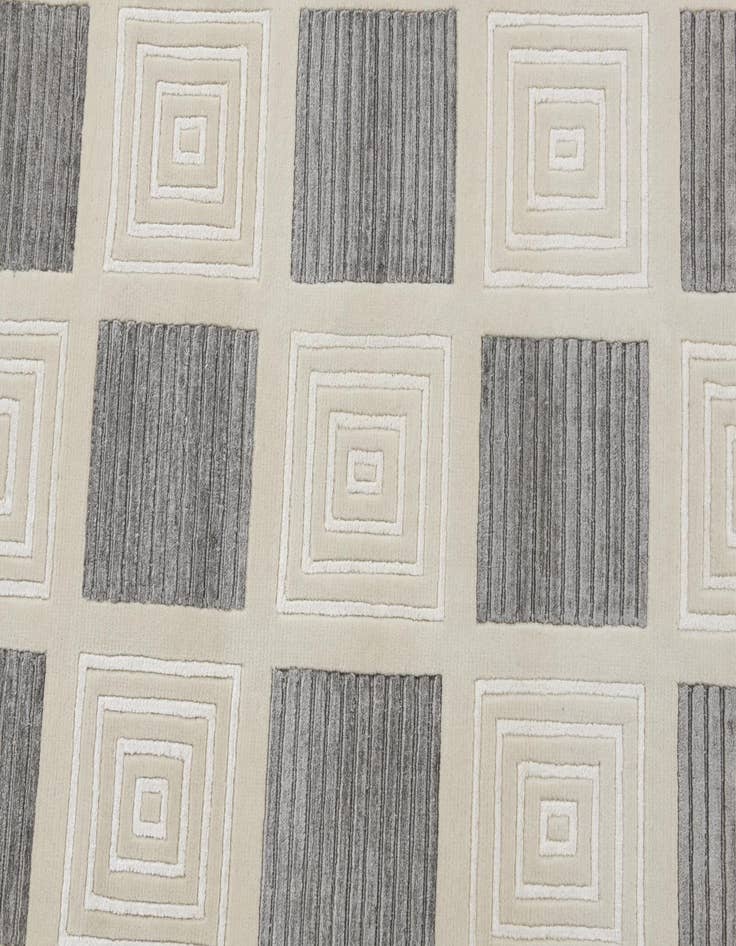 Detail image of  2' 7 x 13' 5  Hand Knotted Darya Wool Runner Rug