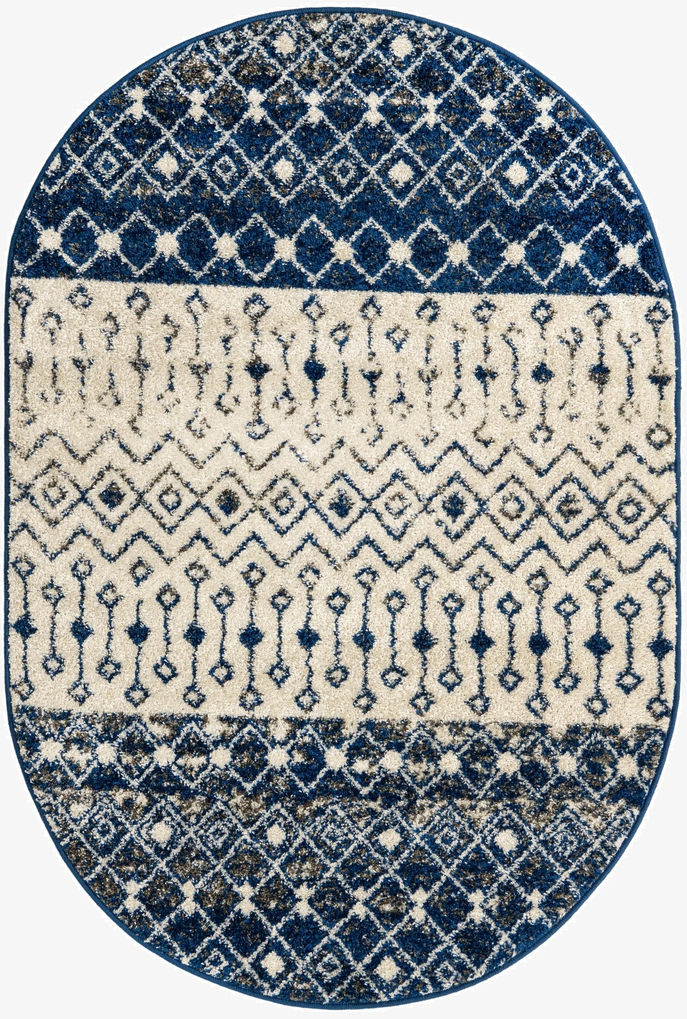  4' x 6' Moroccan Trellis Oval Rug