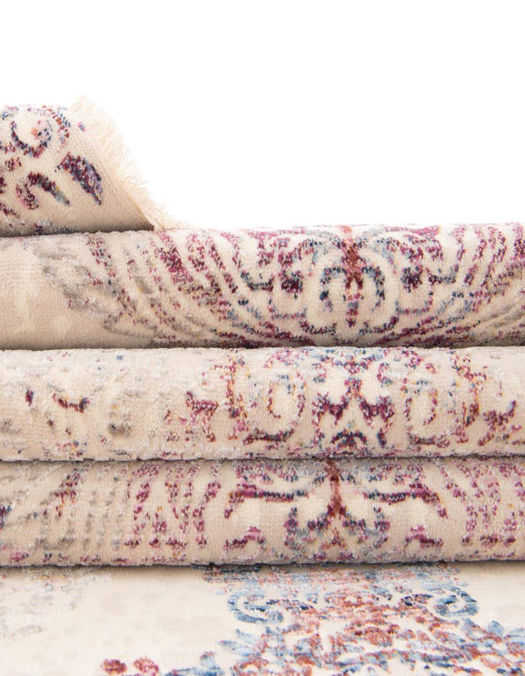 Detail image of  5' 3 x 5' 3 Deepa Octagon Rug