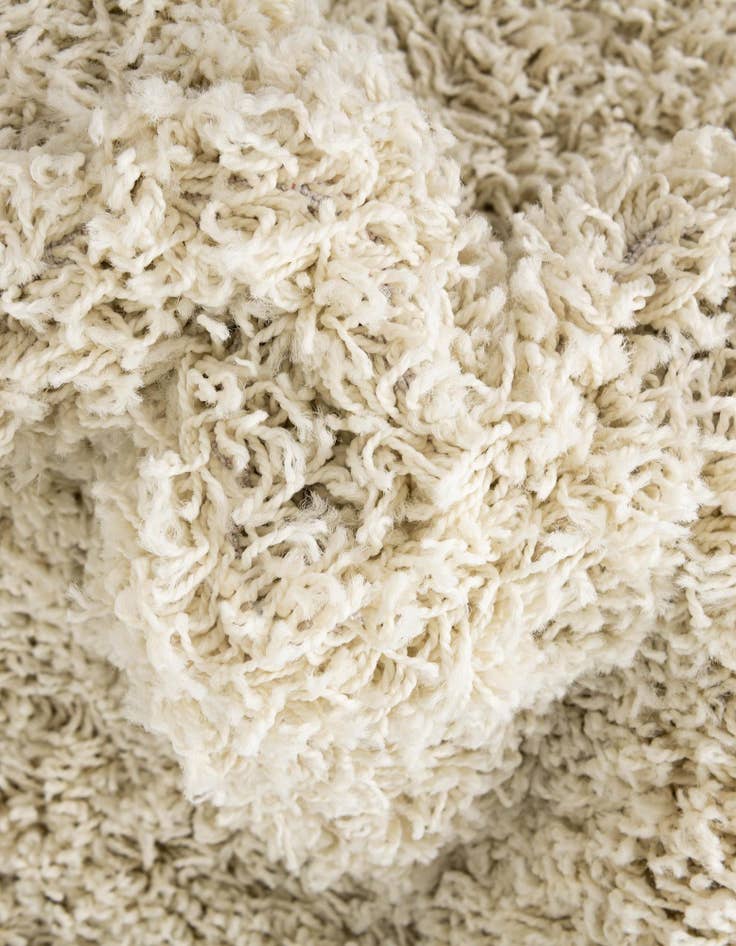 Detail image of  7' 10 x 7' 10 Everyday Shag Octagon Rug