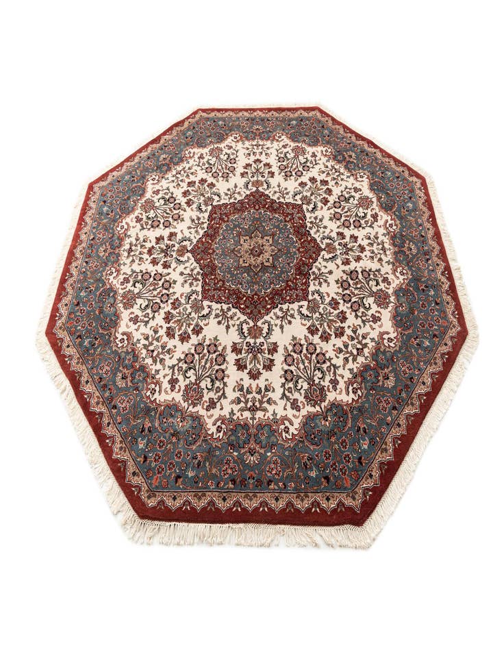 Detail image of  8' 4 x 8' 4  Hand Knotted Isfahan Oriental Wool Octagon Rug
