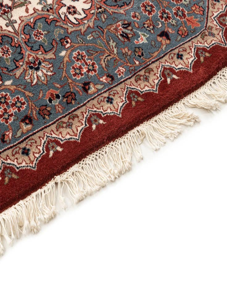 Detail image of  8' 4 x 8' 4  Hand Knotted Isfahan Oriental Wool Octagon Rug