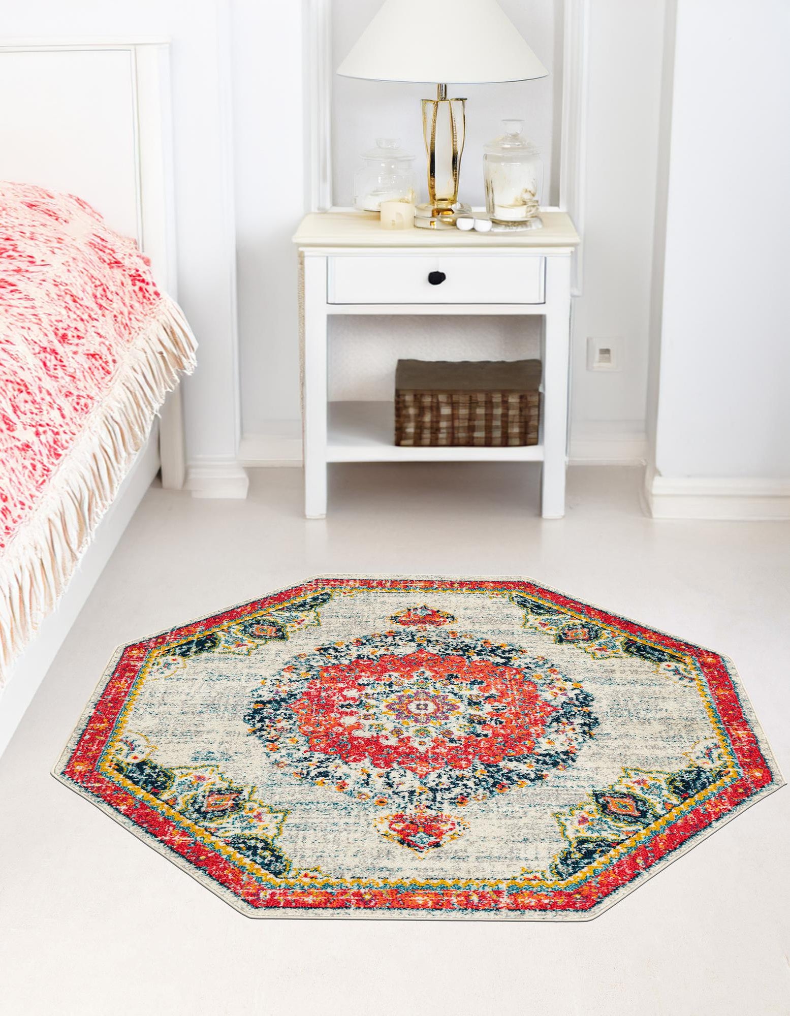 Ivory 7' 10 x 7' 10 Madeline Octagon Rug | Rugs.com