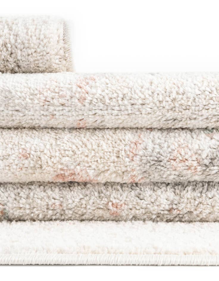 Detail image of  5' 3 x 5' 3 Madeline Vintage Octagon Rug