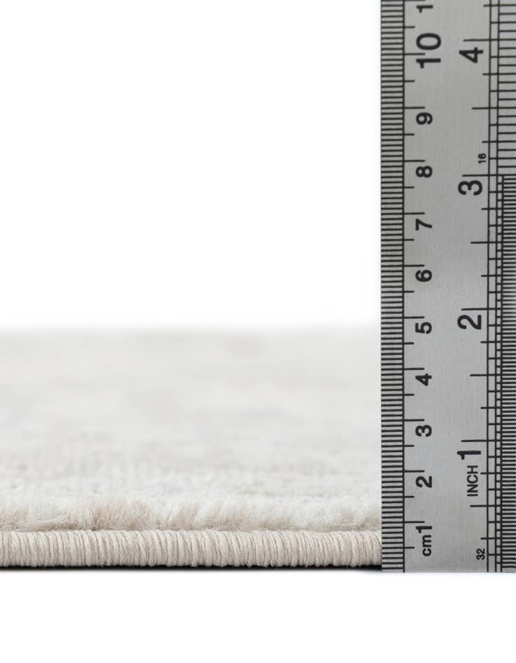 Detail image of  5' 3 x 5' 3 Oregon Octagon Rug