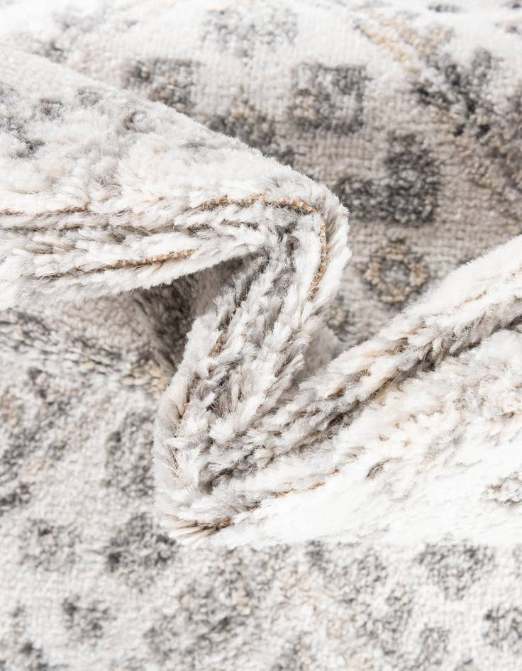 Detail image of  3' 3 x 5' 3 Aurelia Oval Rug