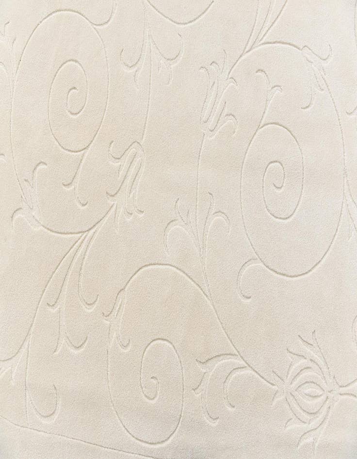 Detail image of  6' 6 x 9' 8  Hand Knotted Darya Wool Oval Rug