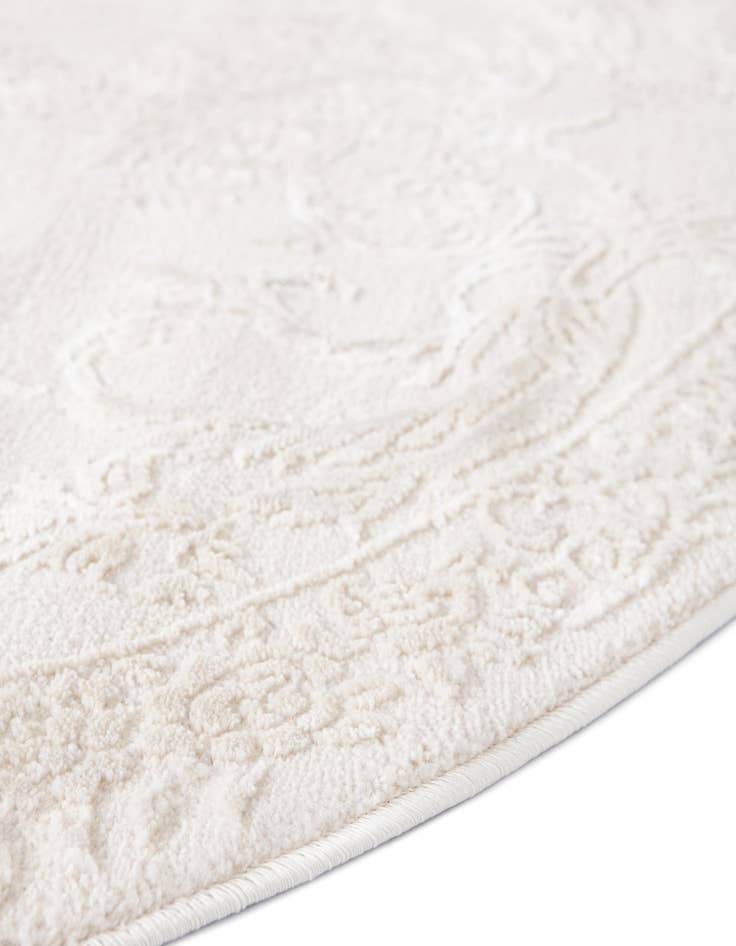 Detail image of  5' 3 x 8' Finsbury Oval Rug