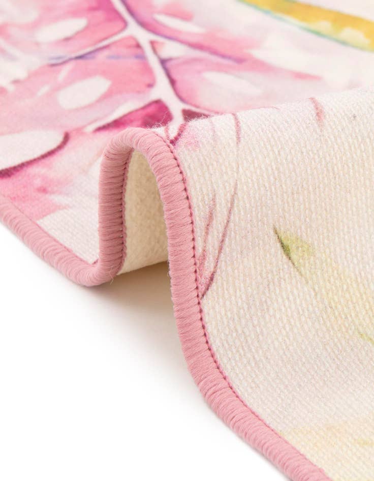 Detail image of  2' x 3' 1  Washable Jill Zarin Caribbean Indoor / Outdoor Oval Rug