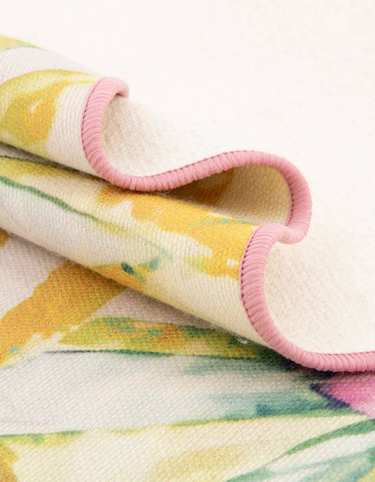 Detail image of  2' x 3' 1  Washable Jill Zarin Caribbean Indoor / Outdoor Oval Rug