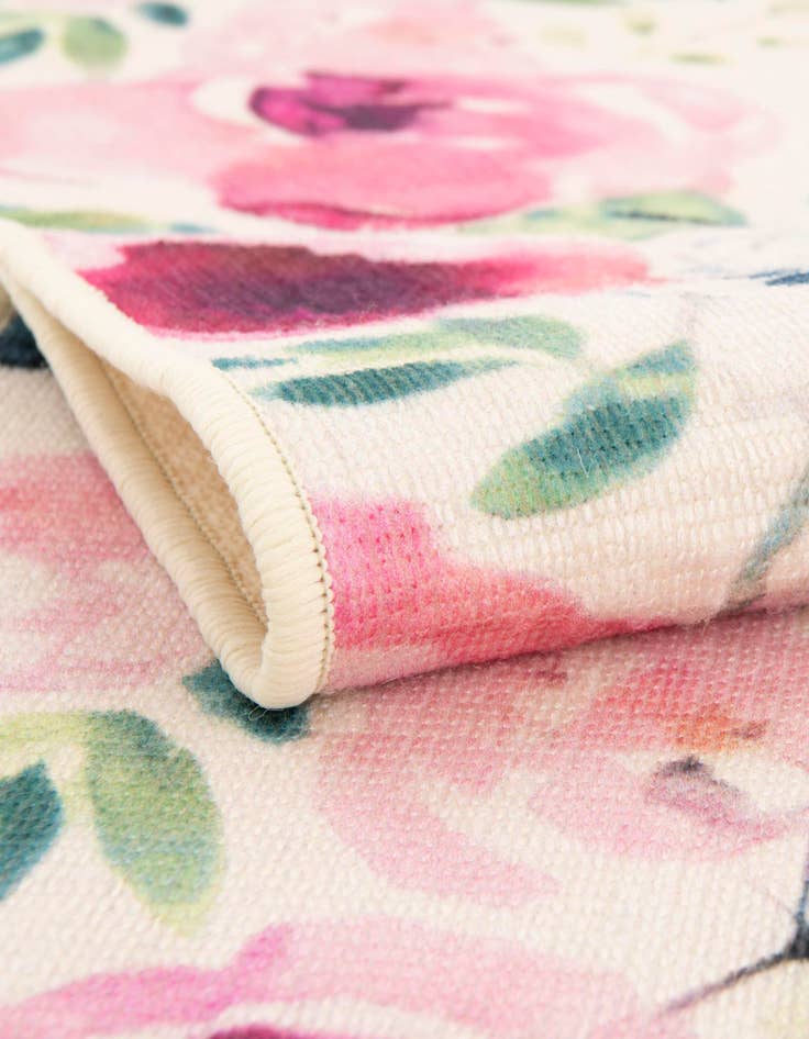 Detail image of  2' x 3' 1  Washable Jill Zarin Caribbean Indoor / Outdoor Oval Rug