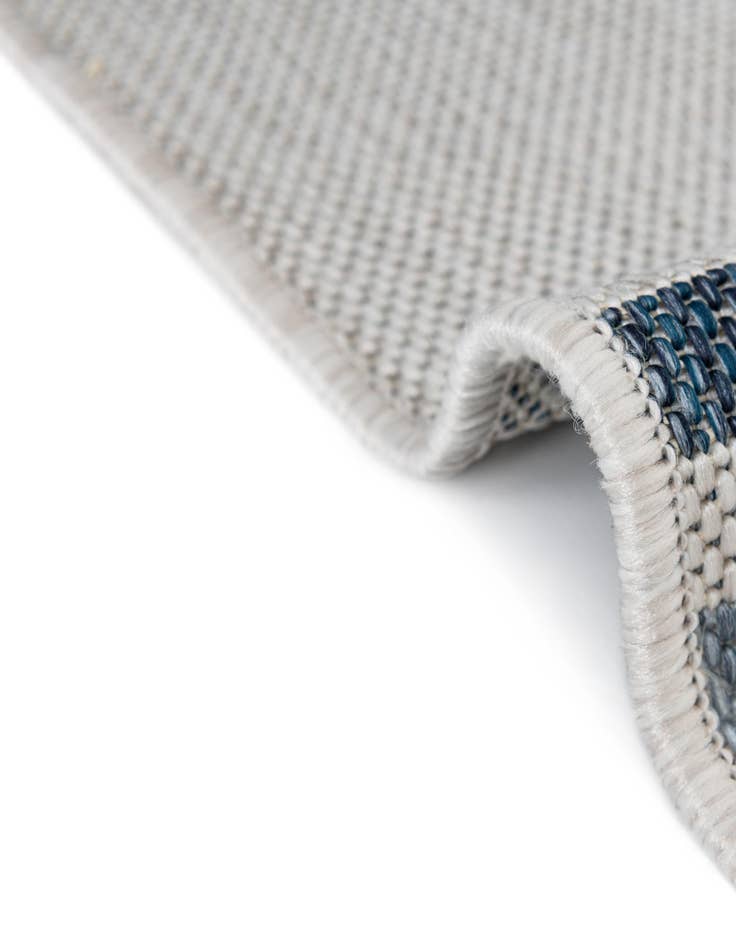 Detail image of  5' 3 x 8'  Washable Jill Zarin Anguilla Indoor / Outdoor Oval Rug