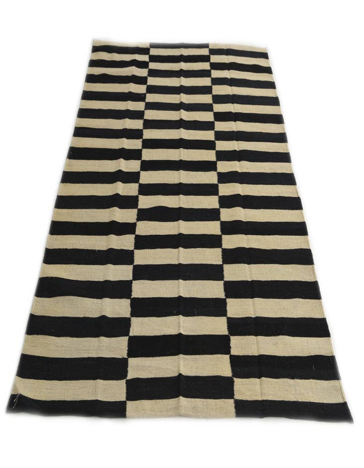 Detail image of  4' x 5' 10  Hand Woven Kilim Modern Wool Oval Rug