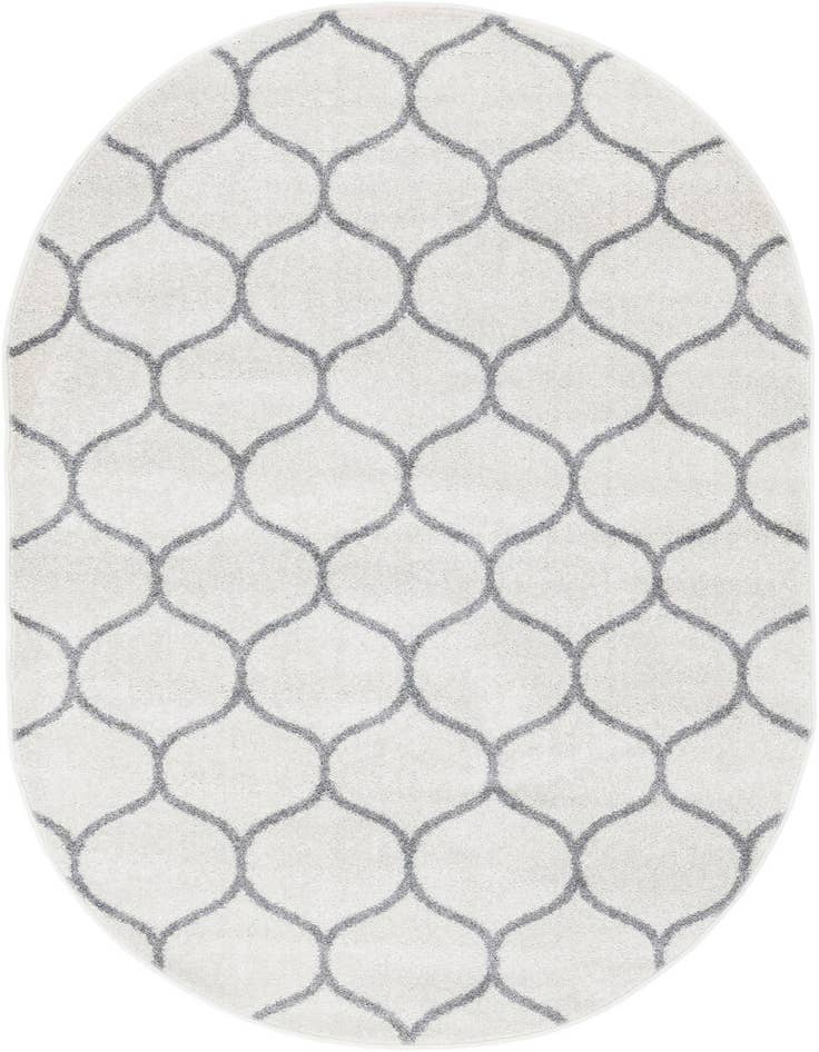 Detail image of  3' x 5' 3 Lattice Frieze Oval Rug