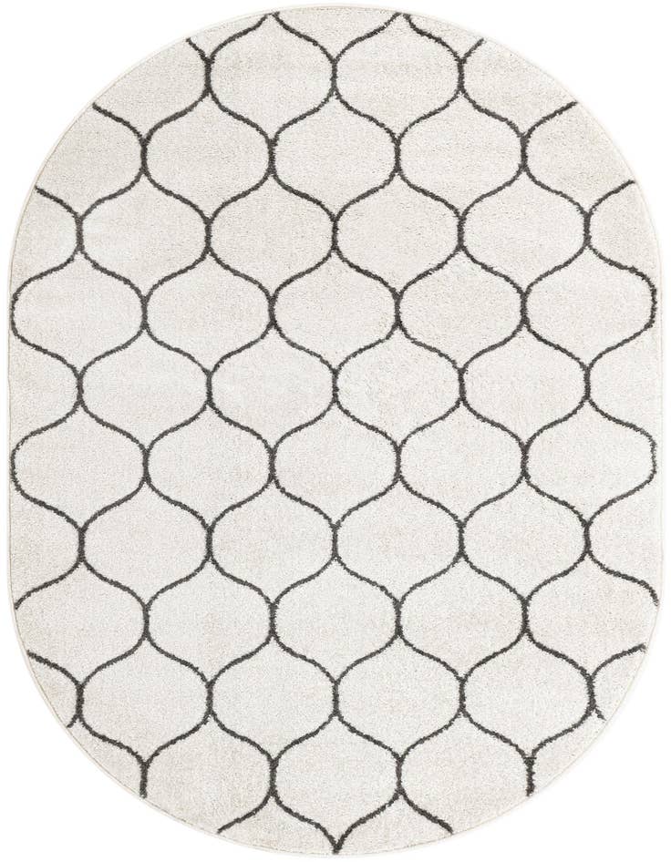 Detail image of  4' x 6' Lattice Frieze Oval Rug