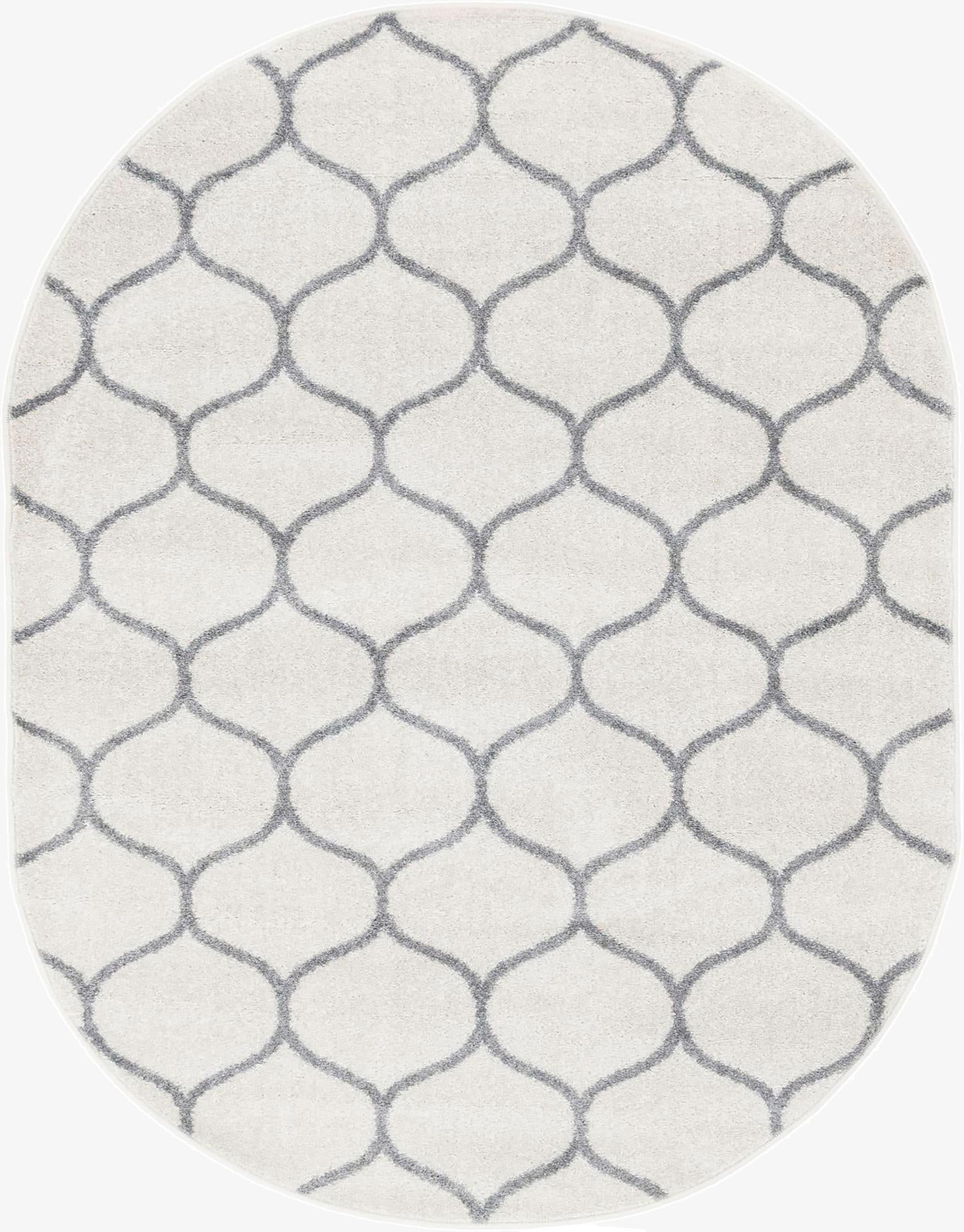  7' 10 x 10' Lattice Frieze Oval Rug