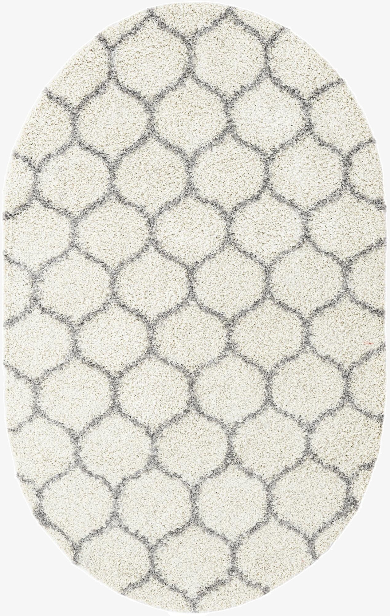  5' 3 x 8' Lattice Shag Oval Rug
