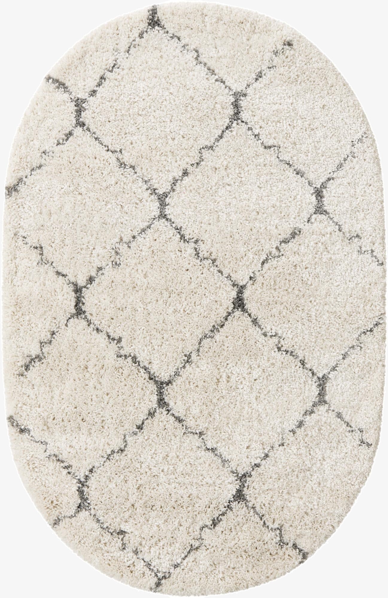  4' x 6' Moroccan Shag Oval Rug