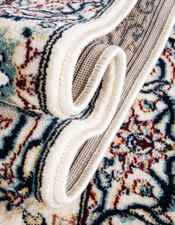 Ivory 4' x 6' Nain Design Oval Rug | Rugs.com
