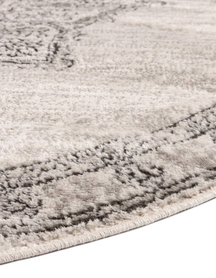 Detail image of  5' 3 x 8' Nyla Oval Rug