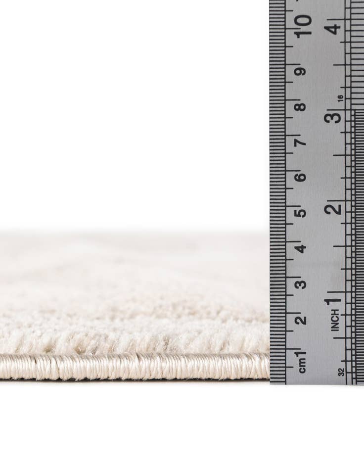 Detail image of  5' 3 x 8' Oregon Oval Rug