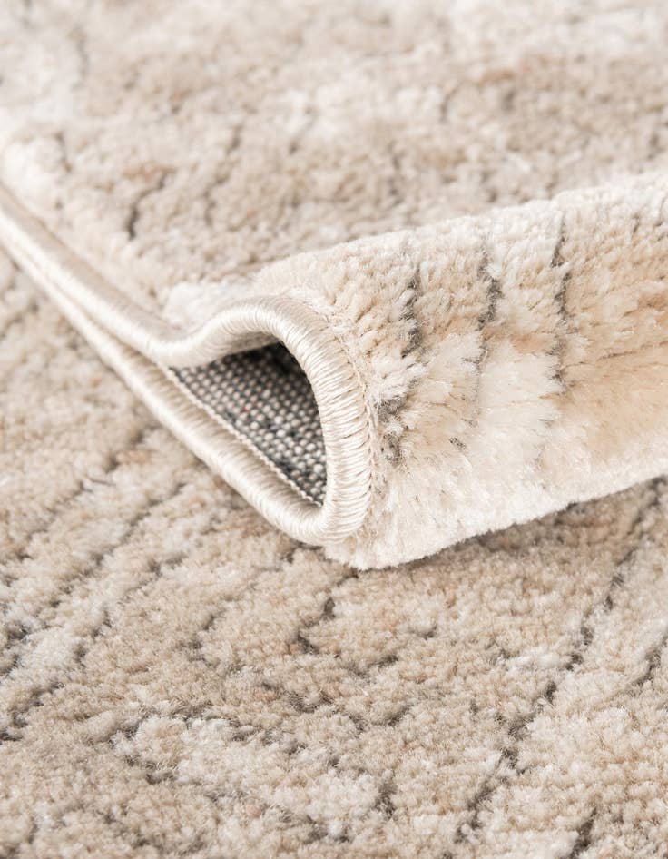 Detail image of  5' 3 x 8' Oregon Oval Rug