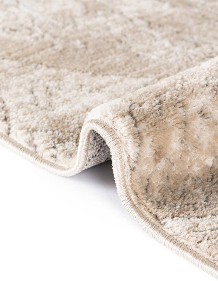 Detail image of  5' 3 x 8' Oregon Oval Rug