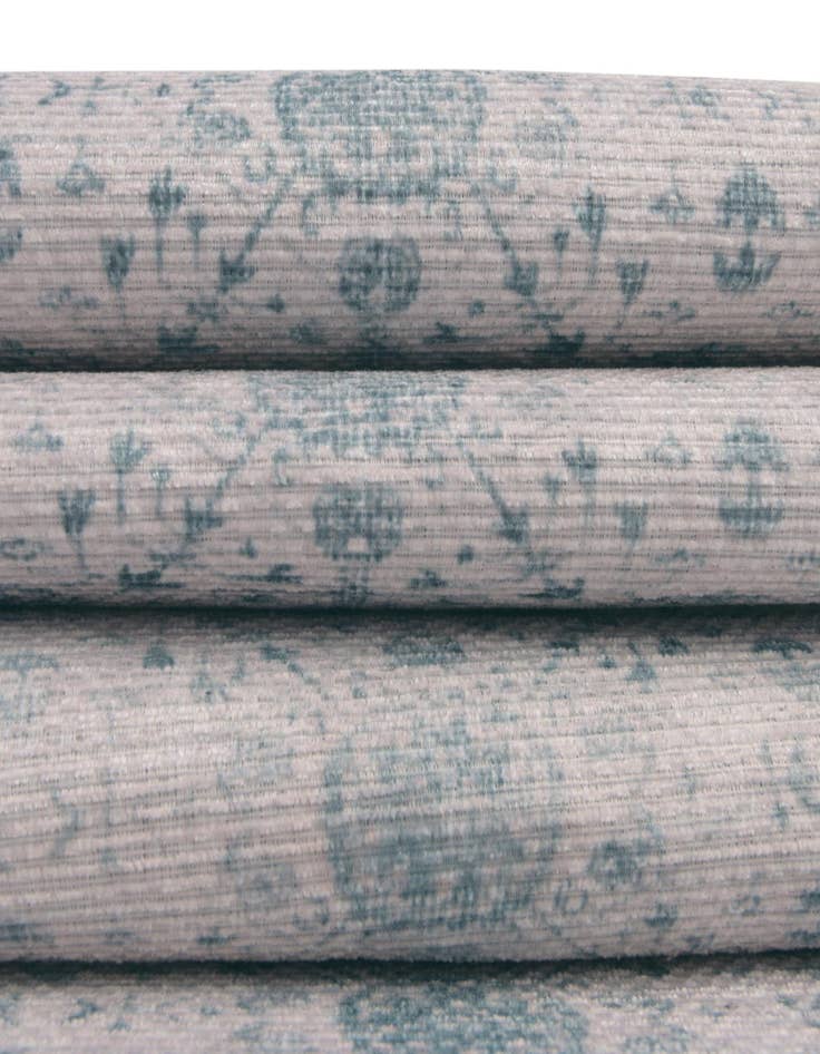 Detail image of  2' x 3' Timeless Oval Rug