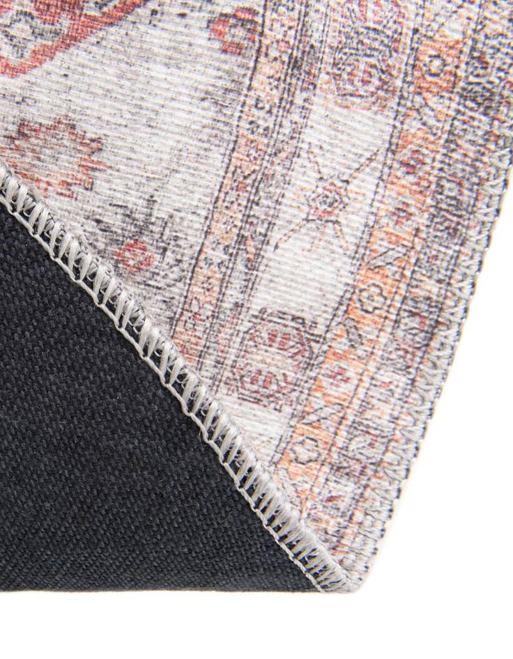 Detail image of  2' x 3' 1 Timeless Oval Rug